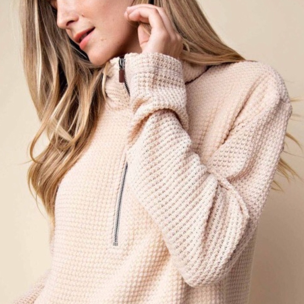 Pullover Sweatshirt - Picture 4 of 7